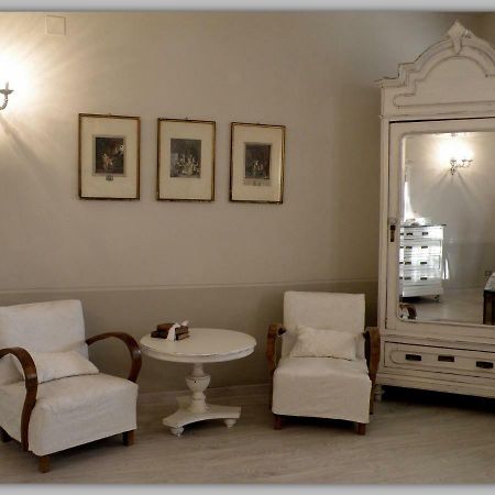 Cascina Luvot Bed and Breakfast Melazzo Exteriör bild