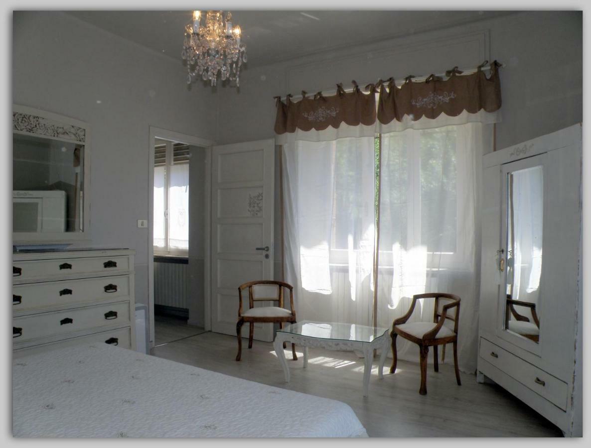 Cascina Luvot Bed and Breakfast Melazzo Exteriör bild