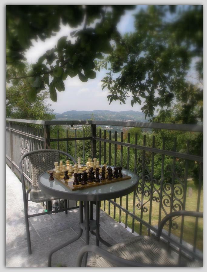 Cascina Luvot Bed and Breakfast Melazzo Exteriör bild